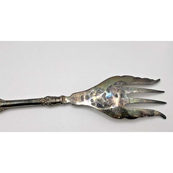 Vintage Extra Large Fish Fork Silver Plated Pierced Ornate Meat Fork 2432 - Picture 2 of 5